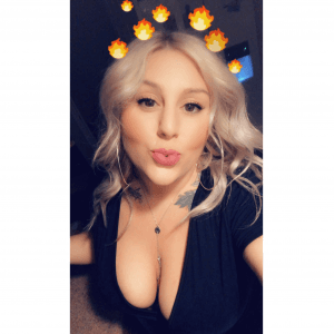 Blondedani's LeafedOut Profile