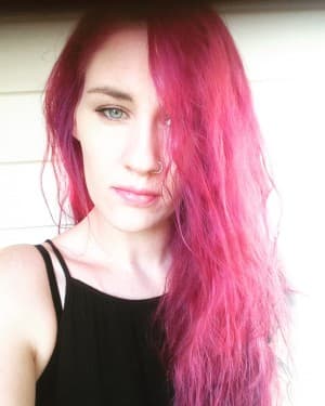 RhiBee's LeafedOut Profile