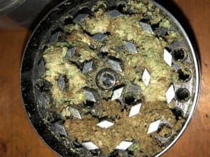 suicidalpipedreams's LeafedOut Profile