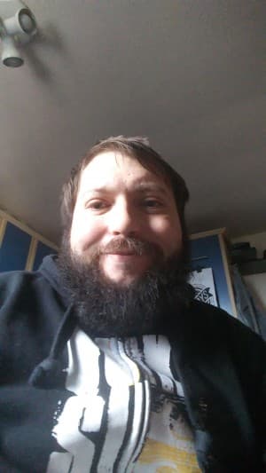 Supahgl00's LeafedOut Profile